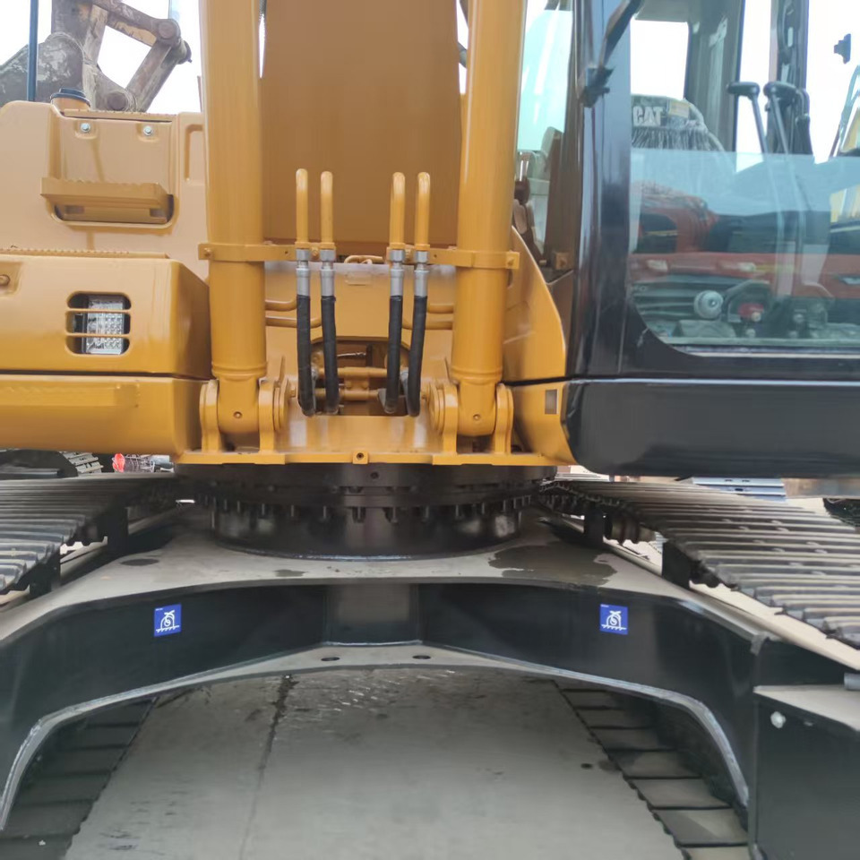 Cat 320cl excavator - حفارات زحافة: صور 5 Cat 320cl excavator - حفارات زحافة: صور 5