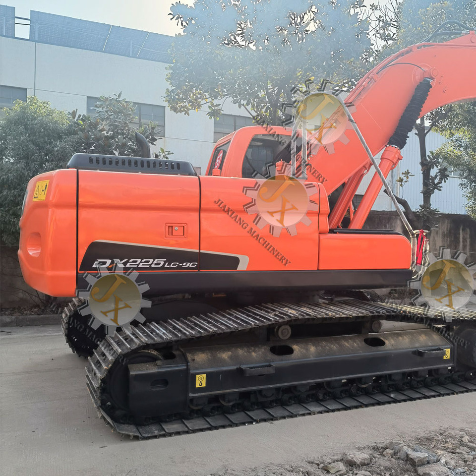 DOOSAN Doosan DX225LC Crawler excavator - حفارات زحافة: صور 3 DOOSAN Doosan DX225LC Crawler excavator - حفارات زحافة: صور 3