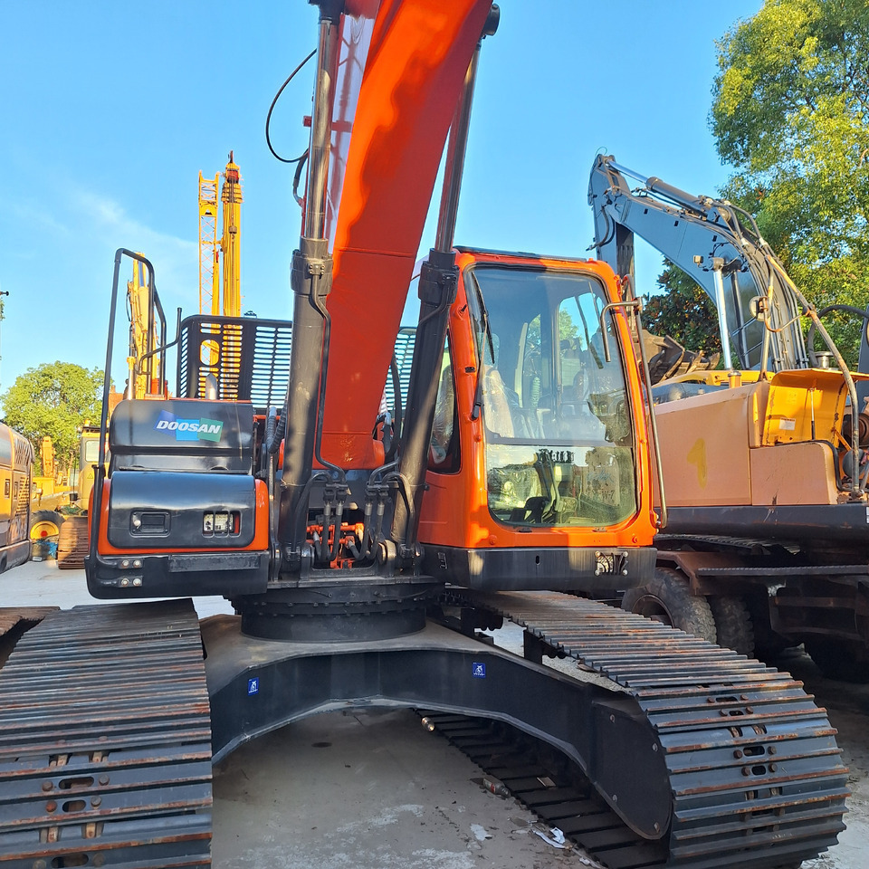 Doosan Dx225LC-9C Crawler Excavator - حفارات زحافة: صور 2 Doosan Dx225LC-9C Crawler Excavator - حفارات زحافة: صور 2