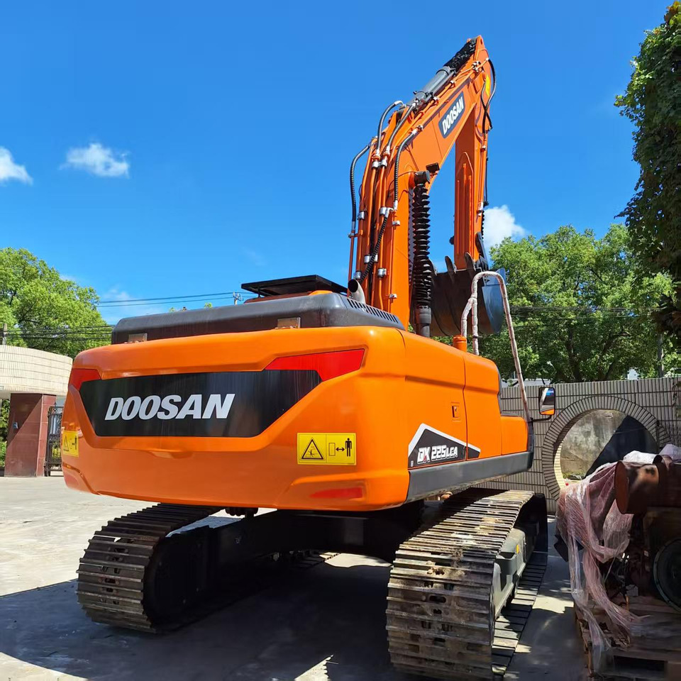 Doosan Dx225LCA Crawler Excavator - حفارات زحافة: صور 1 Doosan Dx225LCA Crawler Excavator - حفارات زحافة: صور 1