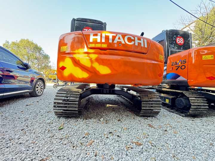 Good Condition Original HITACHI ZX70 Crawler Excavator ZX70 ZX120 Second Hand Tracked Digger - حفارات زحافة: صور 4 Good Condition Original HITACHI ZX70 Crawler Excavator ZX70 ZX120 Second Hand Tracked Digger - حفارات زحافة: صور 4