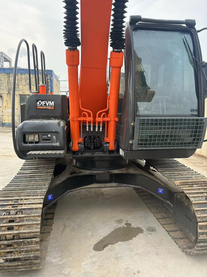 Hitachi ZX120-6 Excavator - حفارات زحافة: صور 3 Hitachi ZX120-6 Excavator - حفارات زحافة: صور 3