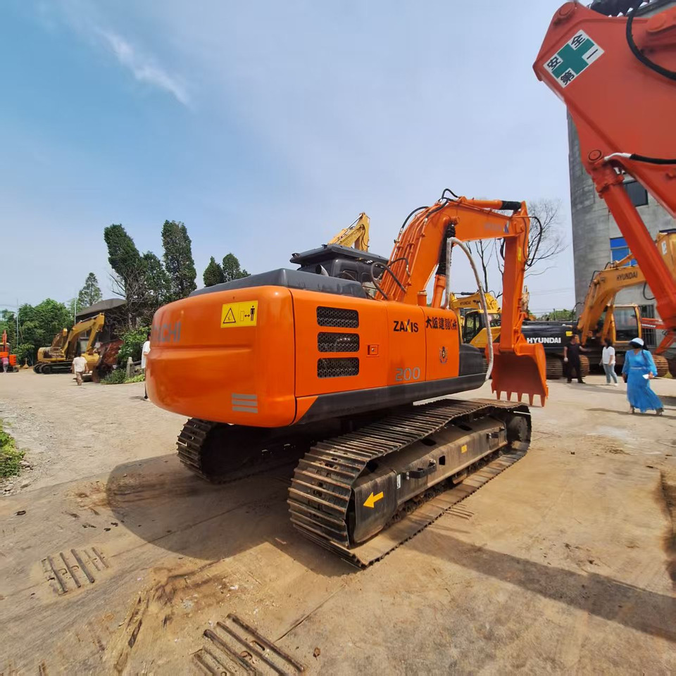 Hitachi ZX200-5g excavator - حفارة: صور 5 Hitachi ZX200-5g excavator - حفارة: صور 5