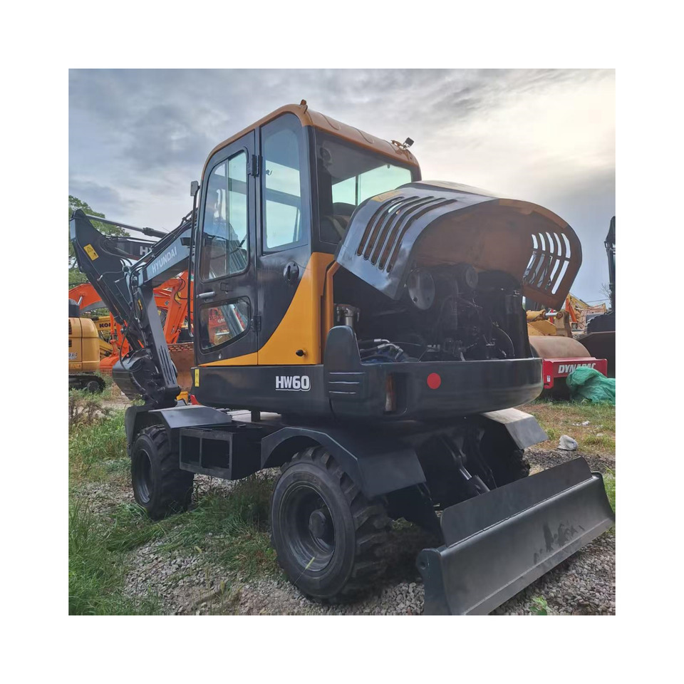 Hyundai HW60 excavator - حفارة على عجلات: صور 5 Hyundai HW60 excavator - حفارة على عجلات: صور 5
