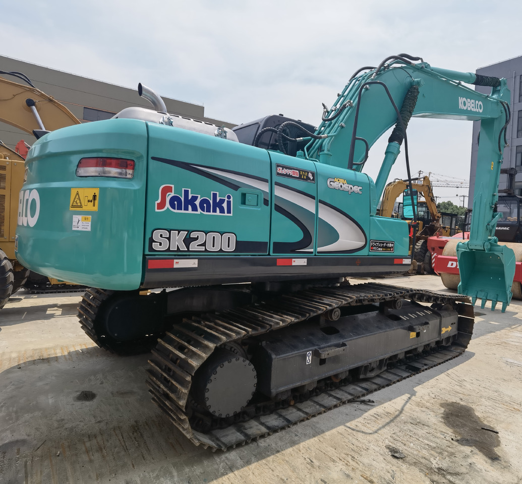 Kobelco SK200-8 Excavator - حفارات زحافة: صور 4 Kobelco SK200-8 Excavator - حفارات زحافة: صور 4