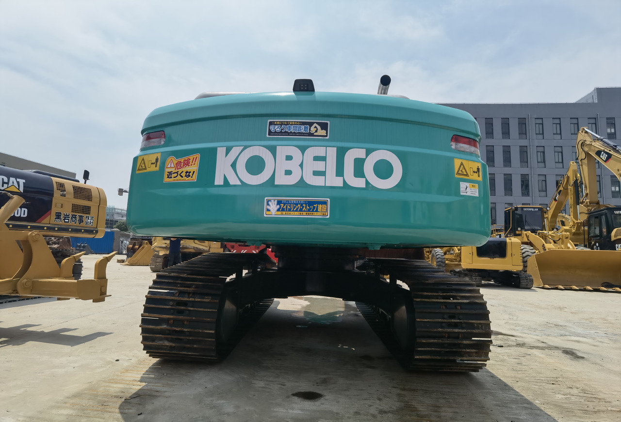 Kobelco SK200-8 Excavator - حفارات زحافة: صور 5 Kobelco SK200-8 Excavator - حفارات زحافة: صور 5