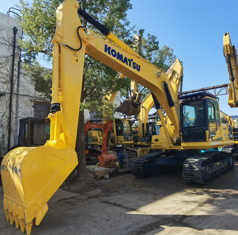 Komatsu PC200-8 Excavator - حفارات زحافة: صور 4 Komatsu PC200-8 Excavator - حفارات زحافة: صور 4