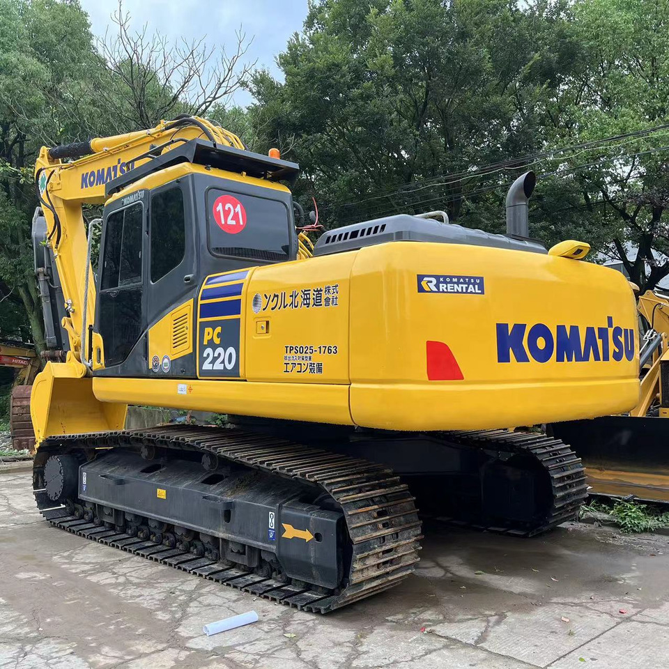 Komatsu PC220-8 Excavator - حفارات زحافة: صور 1 Komatsu PC220-8 Excavator - حفارات زحافة: صور 1