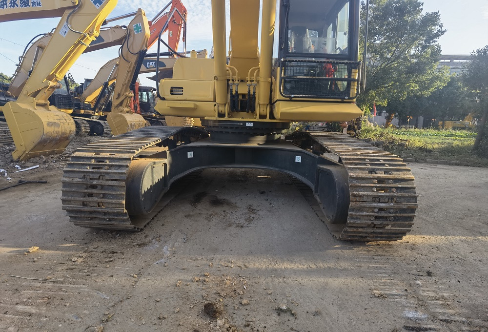 Komatsu PC300-7 Excavator - حفارات زحافة: صور 5 Komatsu PC300-7 Excavator - حفارات زحافة: صور 5