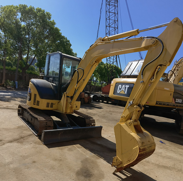 Komatsu PC55 - حفارة مصغرة: صور 4 Komatsu PC55 - حفارة مصغرة: صور 4