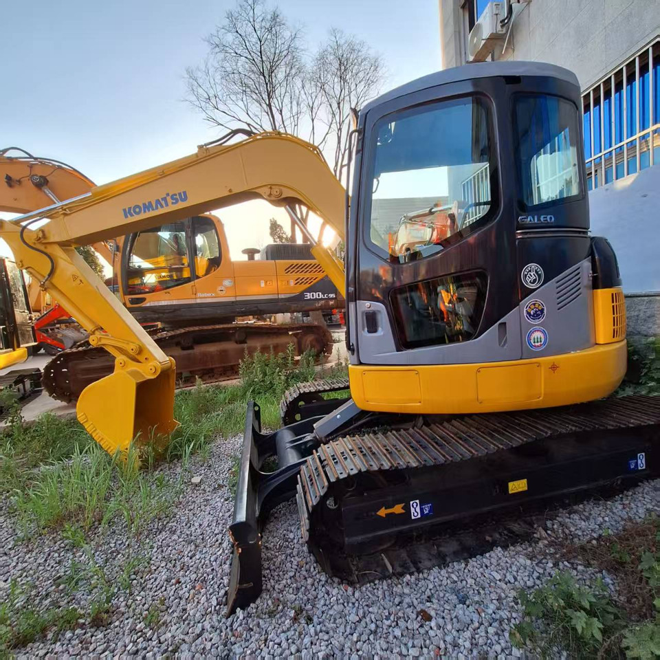 Komatsu pc78 Excavator - حفارات زحافة: صور 3 Komatsu pc78 Excavator - حفارات زحافة: صور 3