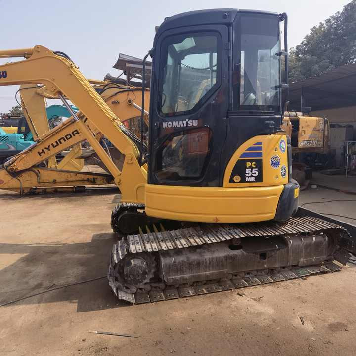 Low price used mini excavator Komatsu PC55 Komatsu digger PC30 PC40 pc55 PC56 excavator with good condition - حفارة مصغرة: صور 3 Low price used mini excavator Komatsu PC55 Komatsu digger PC30 PC40 pc55 PC56 excavator with good condition - حفارة مصغرة: صور 3