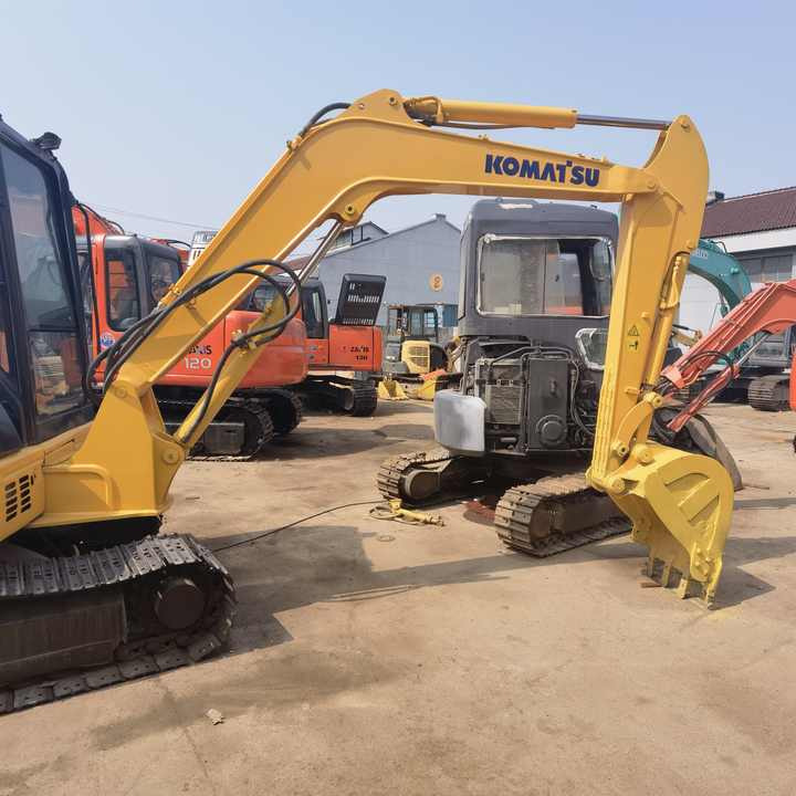 Low price used mini excavator Komatsu PC55 Komatsu digger PC30 PC40 pc55 PC56 excavator with good condition - حفارة مصغرة: صور 2 Low price used mini excavator Komatsu PC55 Komatsu digger PC30 PC40 pc55 PC56 excavator with good condition - حفارة مصغرة: صور 2