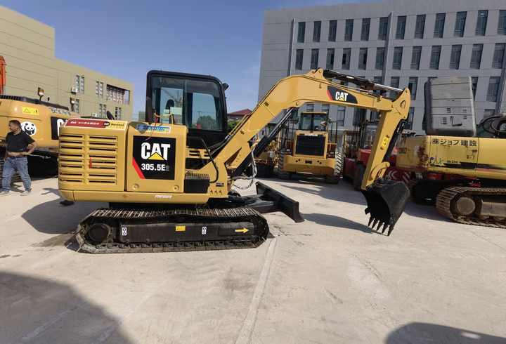 Second-hand excavator CAT crawler escavadora 305.5E2 CAT mini excavadora for sale good condition - حفارات زحافة: صور 3 Second-hand excavator CAT crawler escavadora 305.5E2 CAT mini excavadora for sale good condition - حفارات زحافة: صور 3