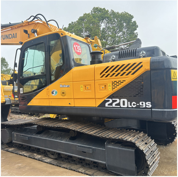 Second-hand second hand used hyundai 220 lc 9s 220lc used machine excavator - حفارات زحافة: صور 2 Second-hand second hand used hyundai 220 lc 9s 220lc used machine excavator - حفارات زحافة: صور 2