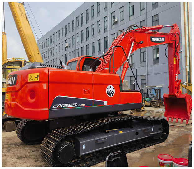 South Korea Used Crawler Hydraulic Excavator Doosan Excavadora DX225LC DX225 Excavator In Stock For Sale - حفارات زحافة: صور 1 South Korea Used Crawler Hydraulic Excavator Doosan Excavadora DX225LC DX225 Excavator In Stock For Sale - حفارات زحافة: صور 1