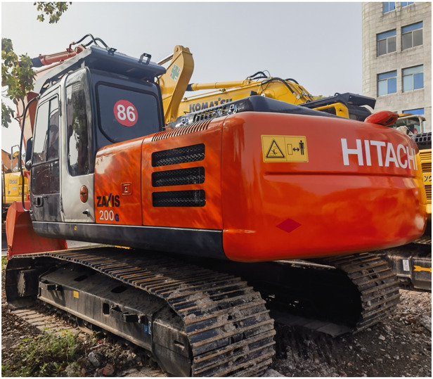 Used Hitachi ZX200-3 Excavator 20 Ton Digger Cheap Price and high quality Crawler Excavator for sale in shanghai - حفارة: صور 1 Used Hitachi ZX200-3 Excavator 20 Ton Digger Cheap Price and high quality Crawler Excavator for sale in shanghai - حفارة: صور 1