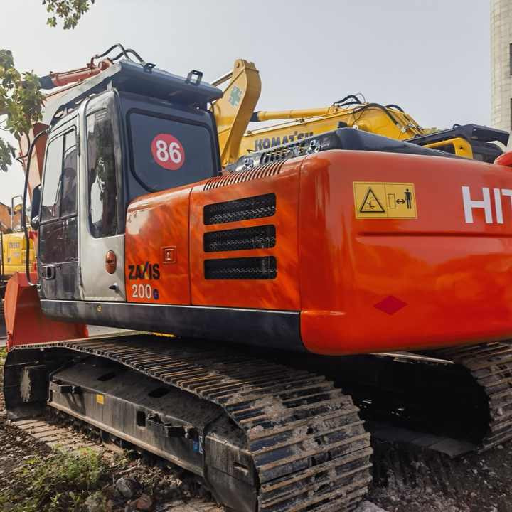 Used Hitachi ZX200-3 Excavator 20 Ton Digger Cheap Price and high quality Crawler Excavator for sale in shanghai - حفارة: صور 2 Used Hitachi ZX200-3 Excavator 20 Ton Digger Cheap Price and high quality Crawler Excavator for sale in shanghai - حفارة: صور 2