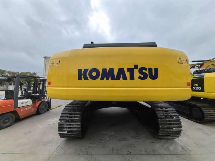 Used PC400-7 PC400-8 Komatsu excavator PC400-8 crawler excavator on stock - حفارات زحافة: صور 2 Used PC400-7 PC400-8 Komatsu excavator PC400-8 crawler excavator on stock - حفارات زحافة: صور 2