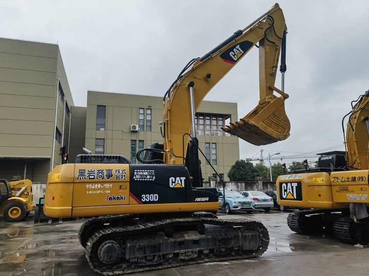 Used excavator hot market sale best price used cat 330D2L 330D 330D2 excavator japan original second-hand digger machine 30t - حفارة: صور 4 Used excavator hot market sale best price used cat 330D2L 330D 330D2 excavator japan original second-hand digger machine 30t - حفارة: صور 4