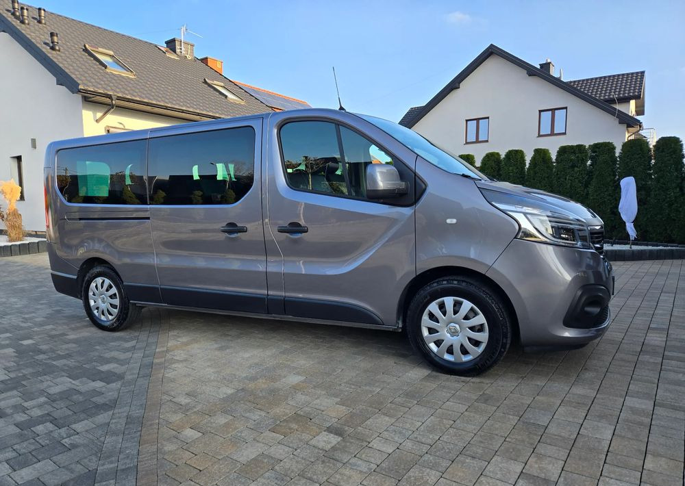 Renault Trafic Grand SpaceClass 2.0 dCi EDC - سيارة: صور 1 Renault Trafic Grand SpaceClass 2.0 dCi EDC - سيارة: صور 1