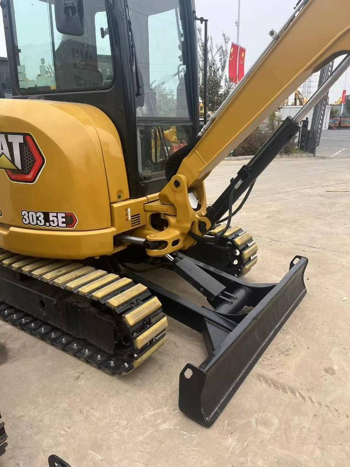 CAT 303.5 E CR - حفارة مصغرة: صور 1 CAT 303.5 E CR - حفارة مصغرة: صور 1