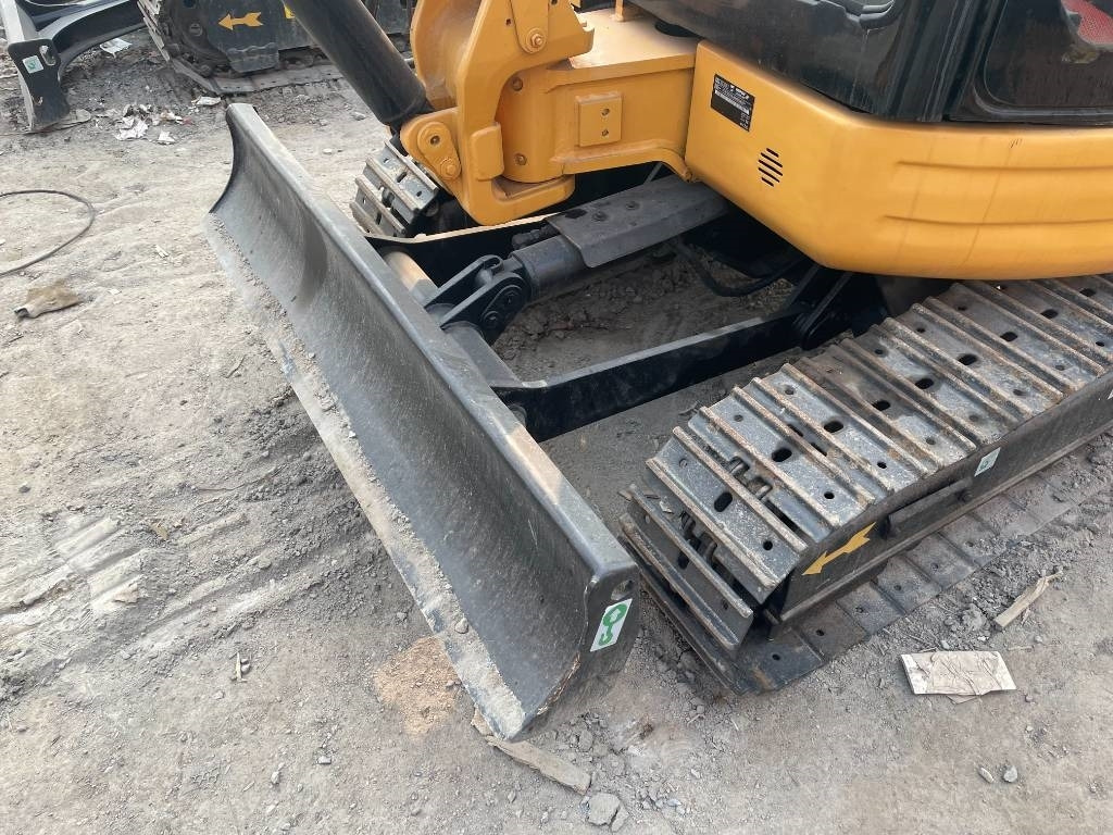 CAT 303.5 E CR - حفارات زحافة: صور 4 CAT 303.5 E CR - حفارات زحافة: صور 4