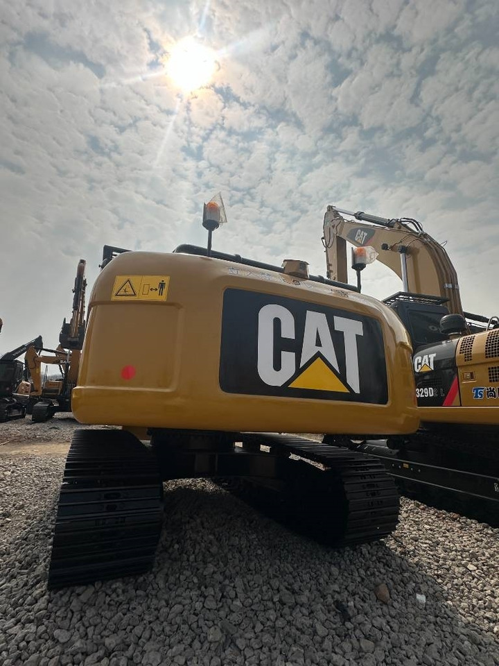 CAT 320 D - حفارات زحافة: صور 4 CAT 320 D - حفارات زحافة: صور 4