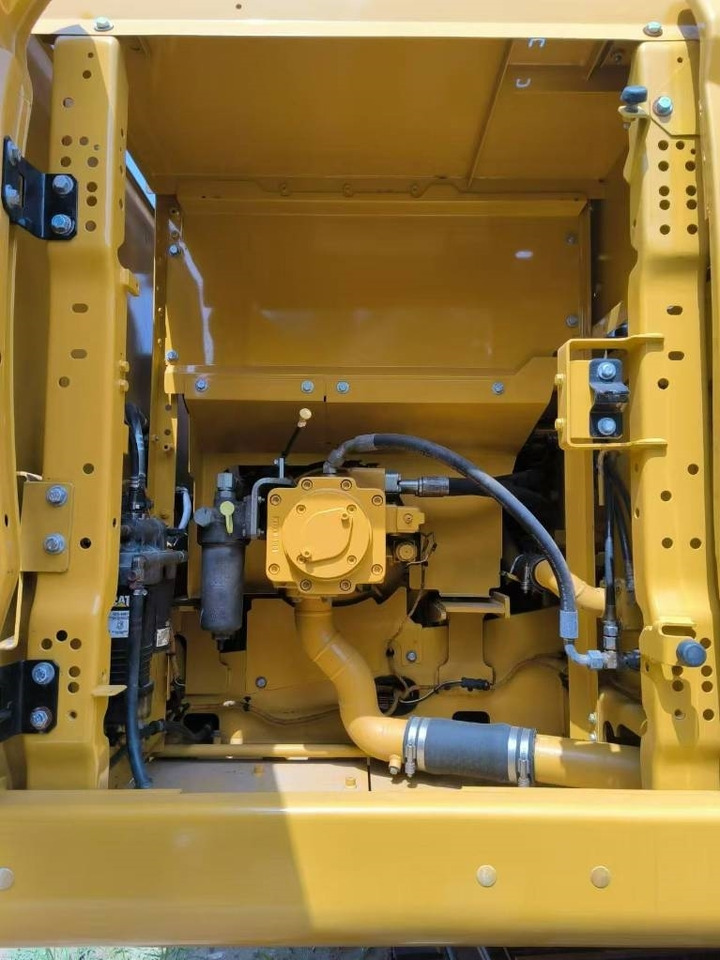 CAT 323 GC - حفارات زحافة: صور 5 CAT 323 GC - حفارات زحافة: صور 5