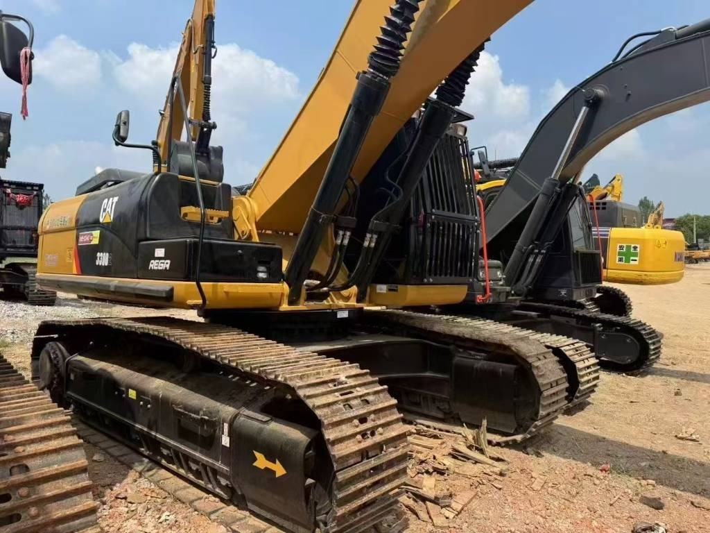 CAT 330 D L - حفارات زحافة: صور 2 CAT 330 D L - حفارات زحافة: صور 2