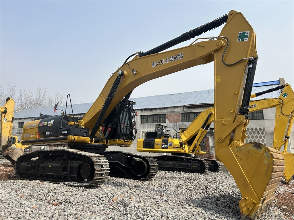CAT 340 - حفارات زحافة: صور 1 CAT 340 - حفارات زحافة: صور 1