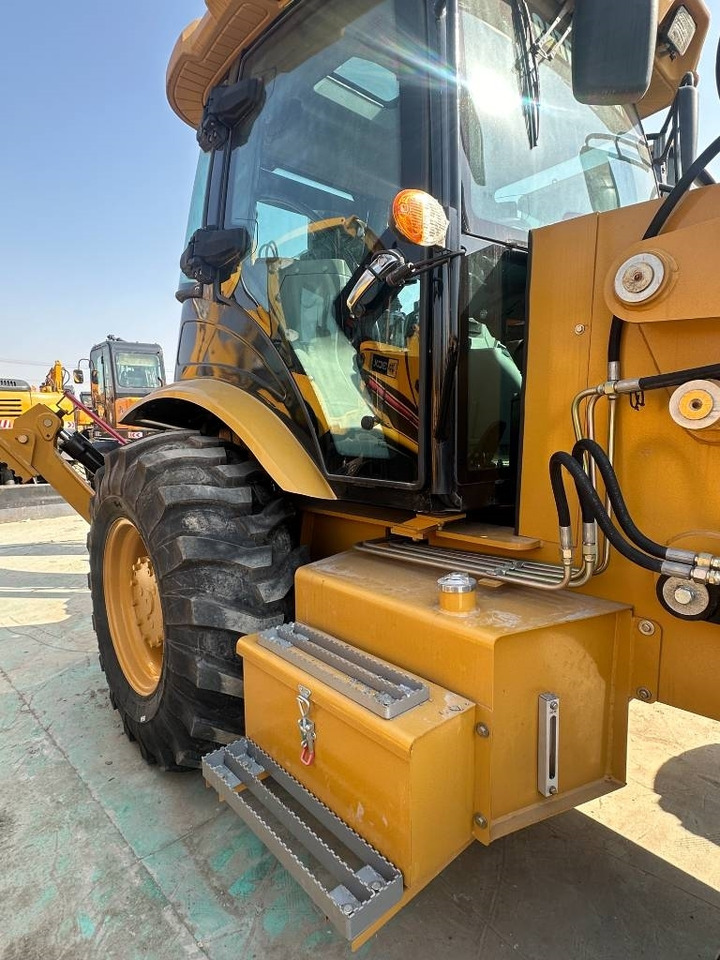CAT 420 F - حفار متعدد الاستخدام: صور 4 CAT 420 F - حفار متعدد الاستخدام: صور 4