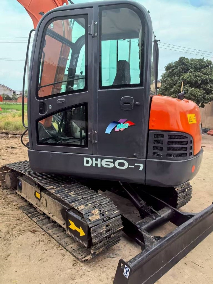 Doosan DH 60 - حفارة مصغرة: صور 4 Doosan DH 60 - حفارة مصغرة: صور 4