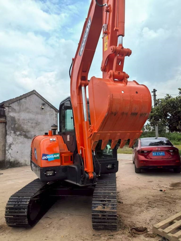 Doosan DH 60 - حفارة مصغرة: صور 5 Doosan DH 60 - حفارة مصغرة: صور 5