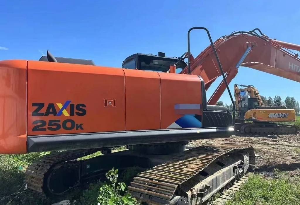 Hitachi 250 - حفارات زحافة: صور 1 Hitachi 250 - حفارات زحافة: صور 1