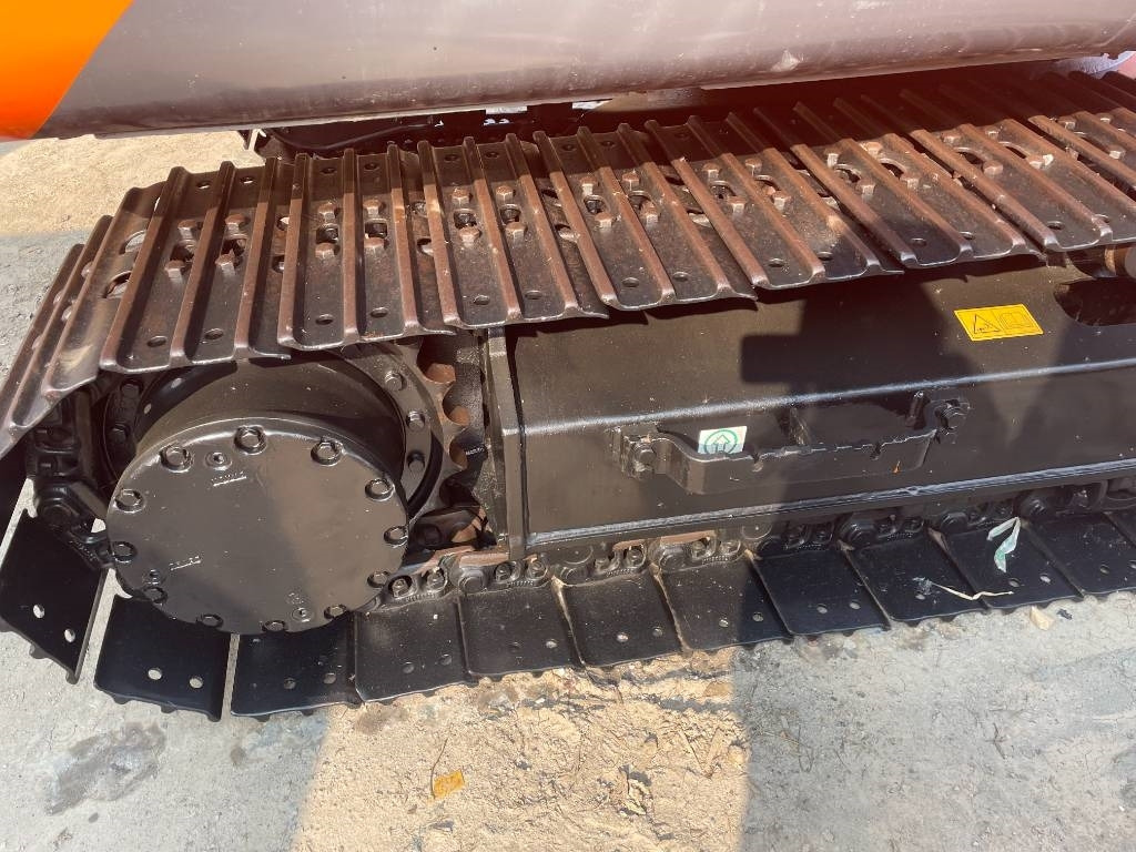 Hitachi ZX 130 H - حفارات زحافة: صور 5 Hitachi ZX 130 H - حفارات زحافة: صور 5