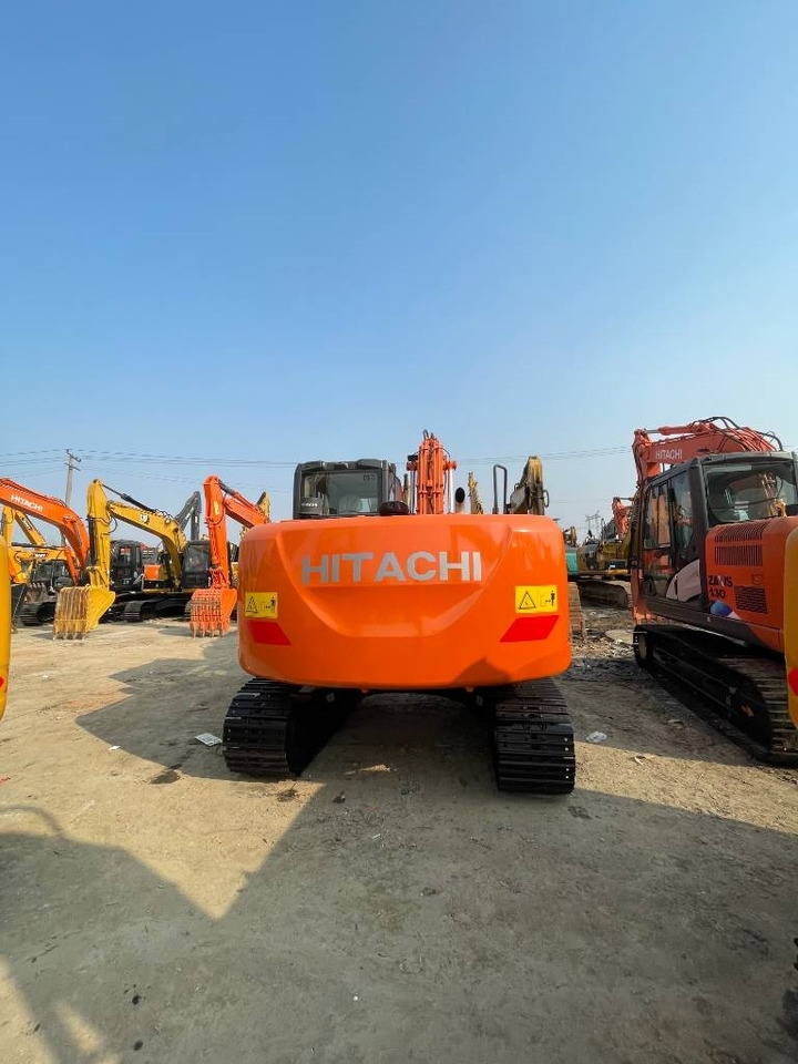 Hitachi ZX 130 H - حفارات زحافة: صور 3 Hitachi ZX 130 H - حفارات زحافة: صور 3