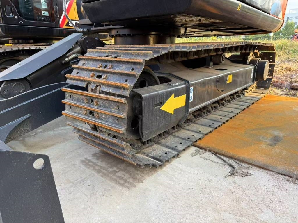Hitachi Zaxis 70 - حفارات زحافة: صور 3 Hitachi Zaxis 70 - حفارات زحافة: صور 3