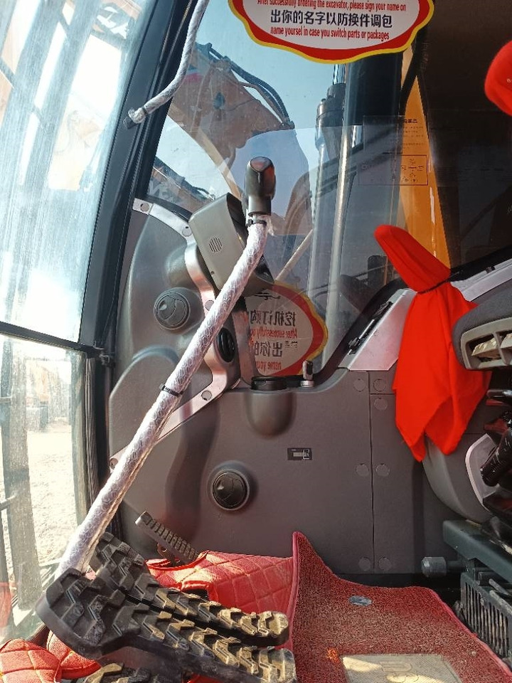 Hyundai 220-9S - حفارات زحافة: صور 4 Hyundai 220-9S - حفارات زحافة: صور 4