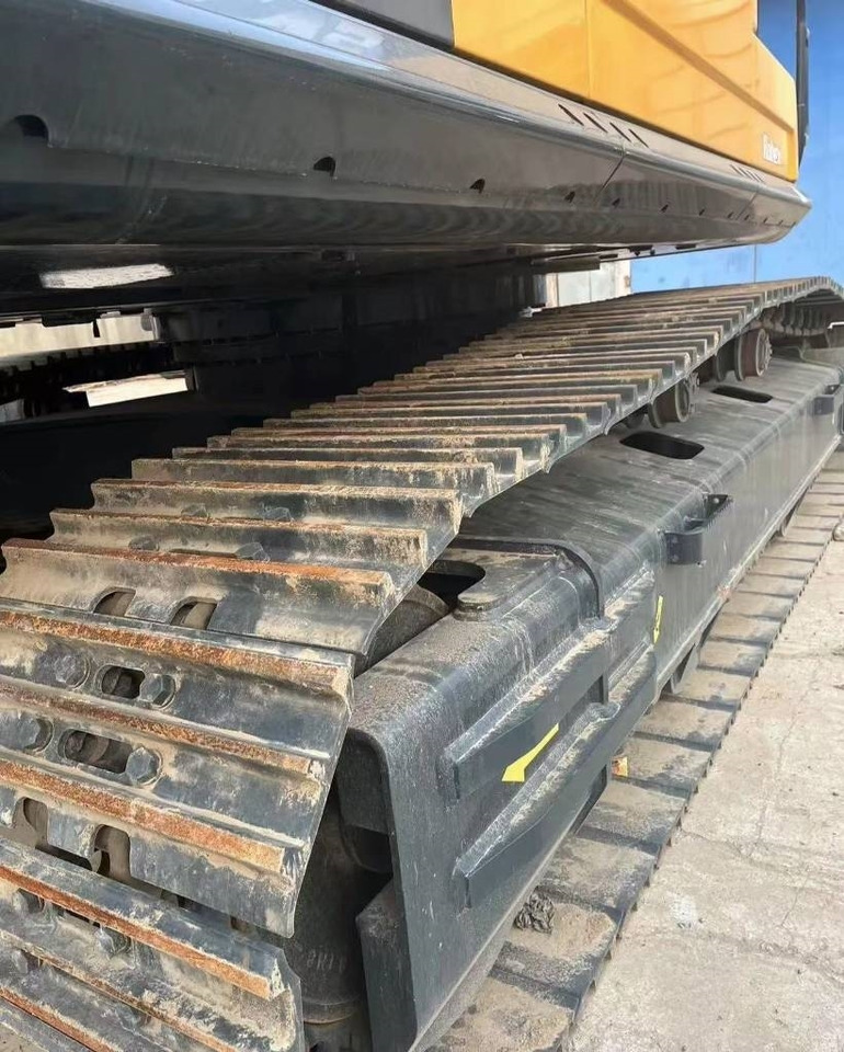 Hyundai 305LC - حفارات زحافة: صور 2 Hyundai 305LC - حفارات زحافة: صور 2