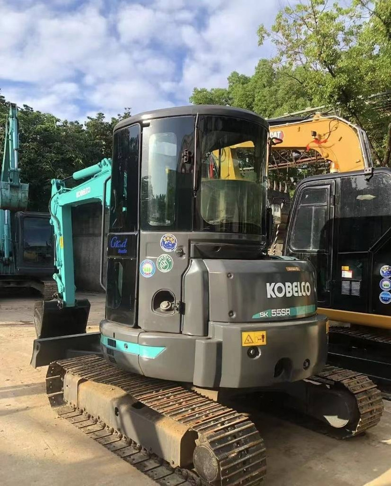 Kobelco SK 55 - حفارة مصغرة: صور 1 Kobelco SK 55 - حفارة مصغرة: صور 1