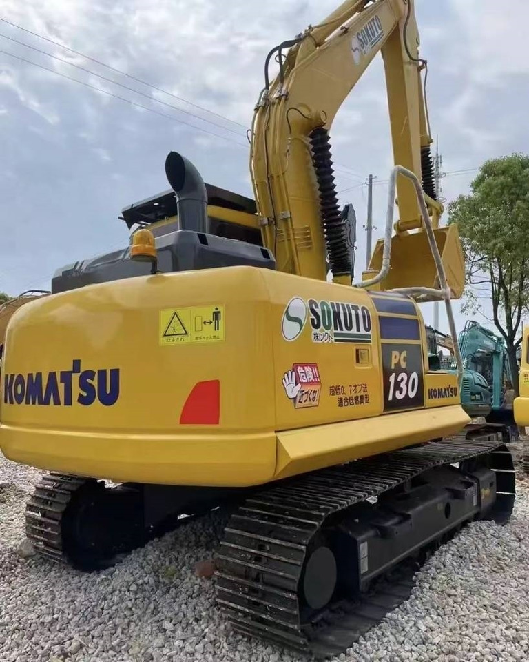 Komatsu PC 130 - حفارات زحافة: صور 4 Komatsu PC 130 - حفارات زحافة: صور 4