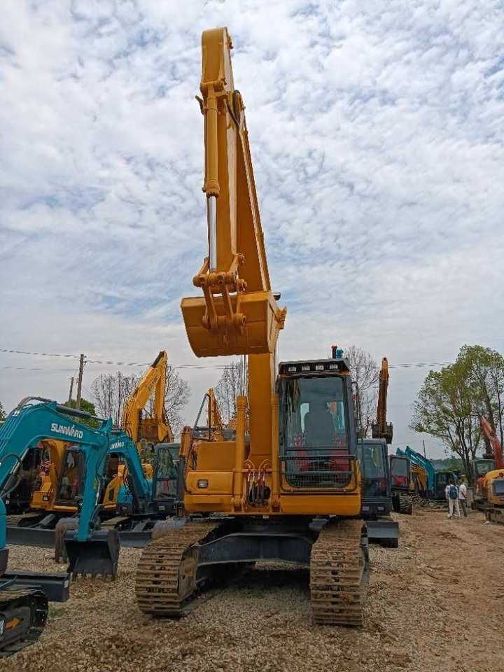 Komatsu PC 160 - حفارات زحافة: صور 2 Komatsu PC 160 - حفارات زحافة: صور 2