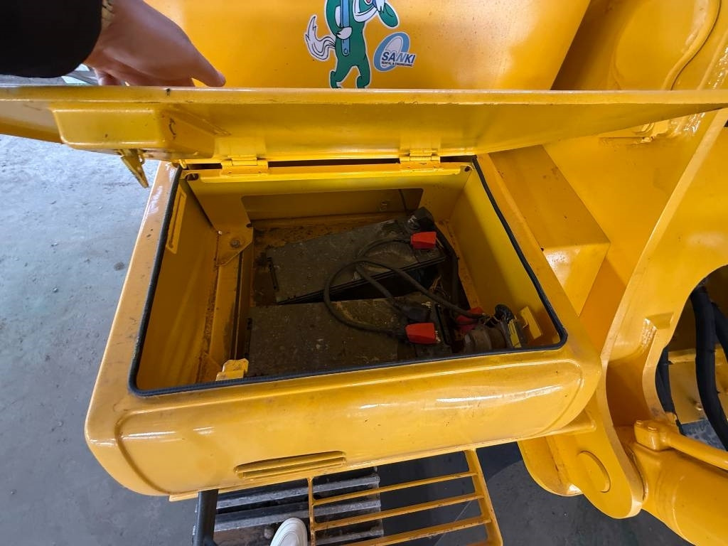 Komatsu PC 350 - حفارات زحافة: صور 3 Komatsu PC 350 - حفارات زحافة: صور 3