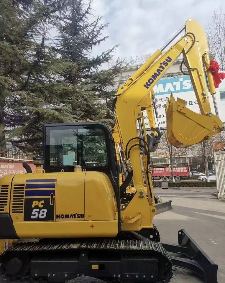 Komatsu PC 58 - حفارة مصغرة: صور 5 Komatsu PC 58 - حفارة مصغرة: صور 5