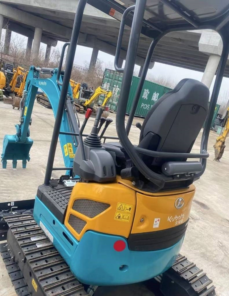 Kubota U 15 - حفارة مصغرة: صور 1 Kubota U 15 - حفارة مصغرة: صور 1