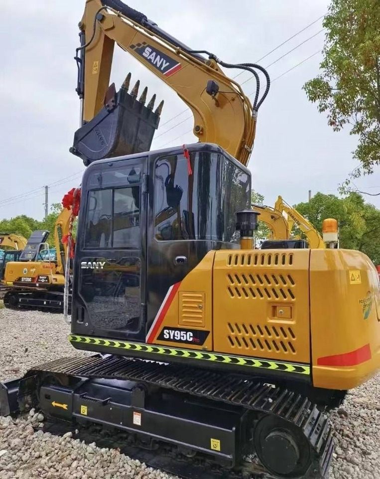Sany SY 95 C - حفارات زحافة: صور 4 Sany SY 95 C - حفارات زحافة: صور 4