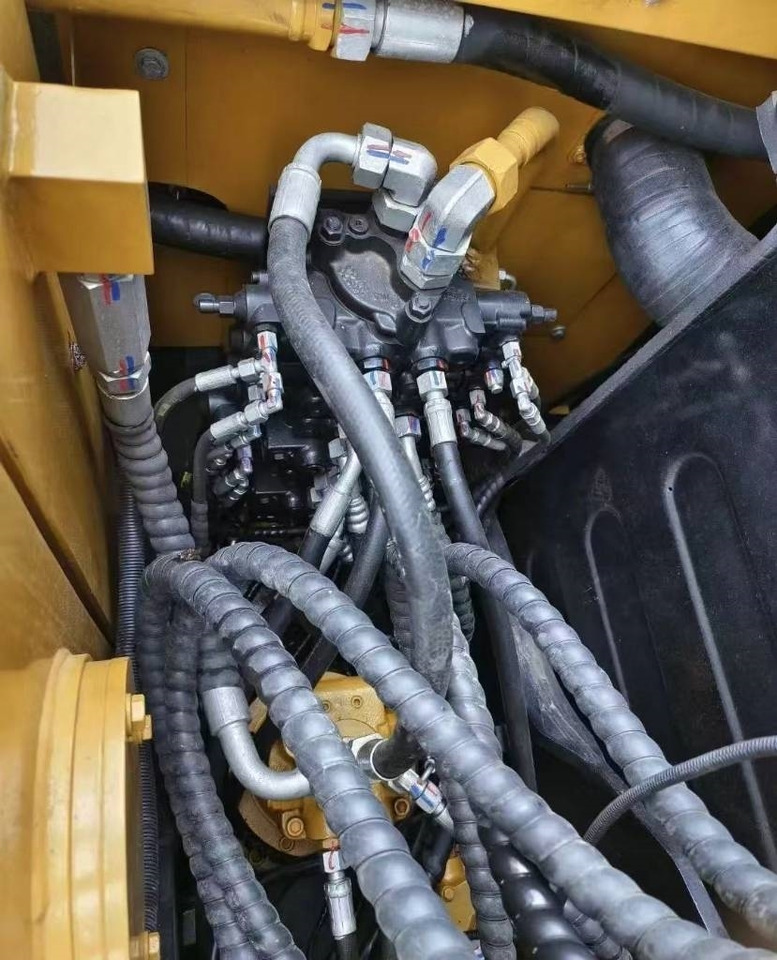 Sany SY 95 C - حفارات زحافة: صور 2 Sany SY 95 C - حفارات زحافة: صور 2