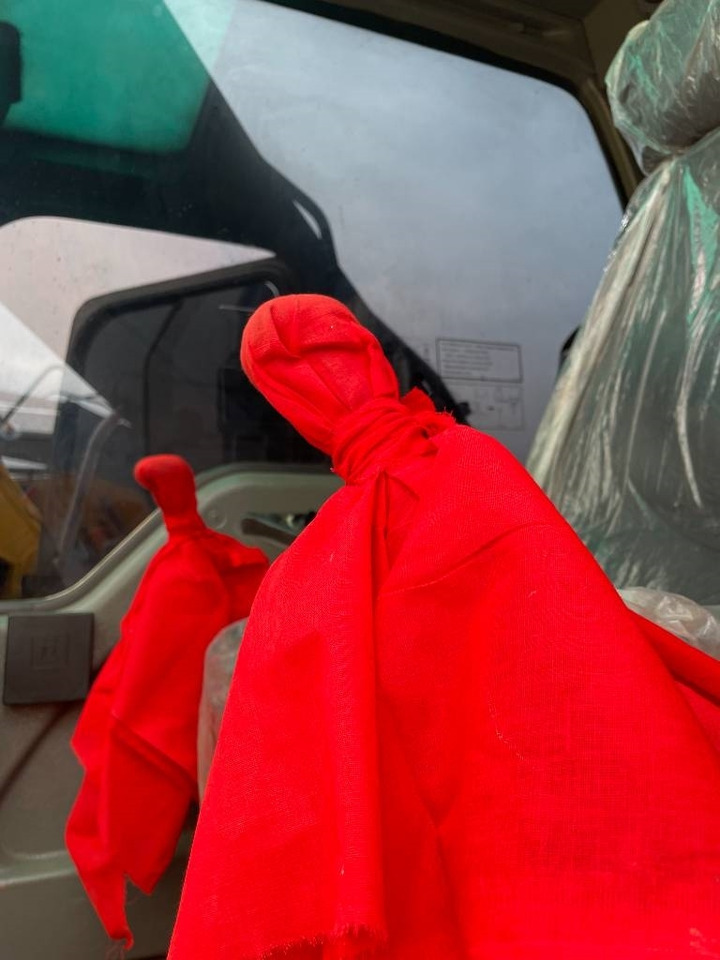 Volvo EC 240 - حفارات زحافة: صور 3 Volvo EC 240 - حفارات زحافة: صور 3