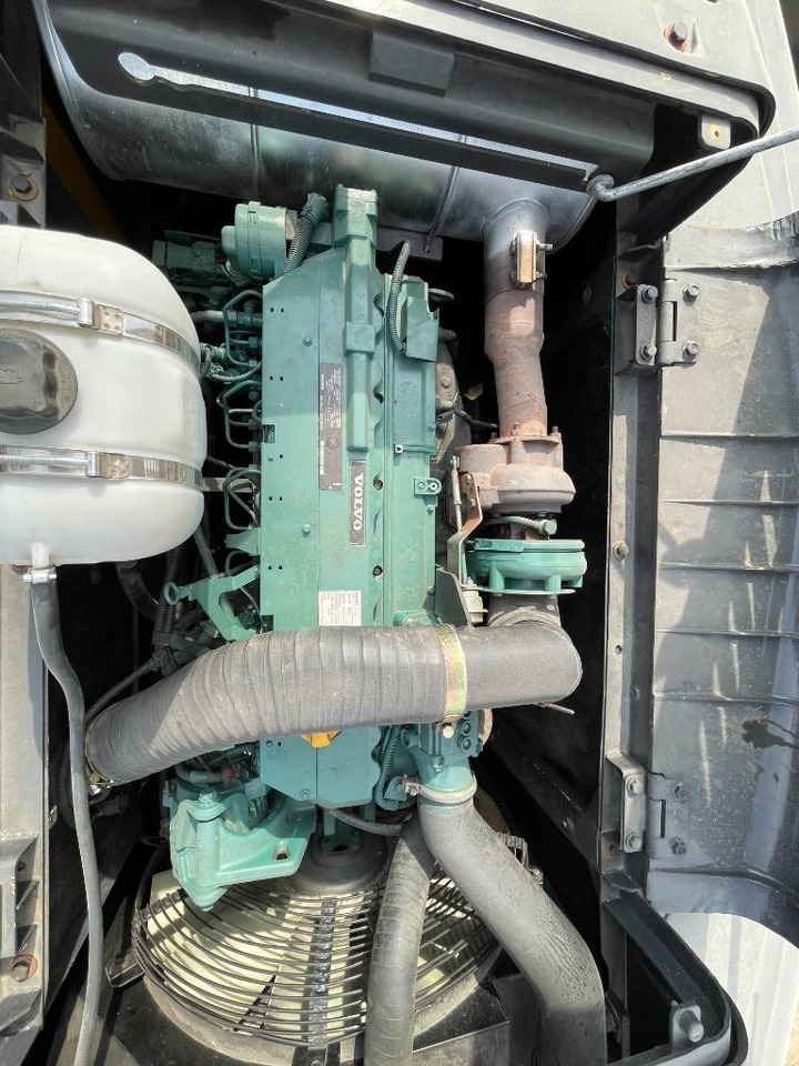 Volvo EC 290 B LC - حفارات زحافة: صور 2 Volvo EC 290 B LC - حفارات زحافة: صور 2